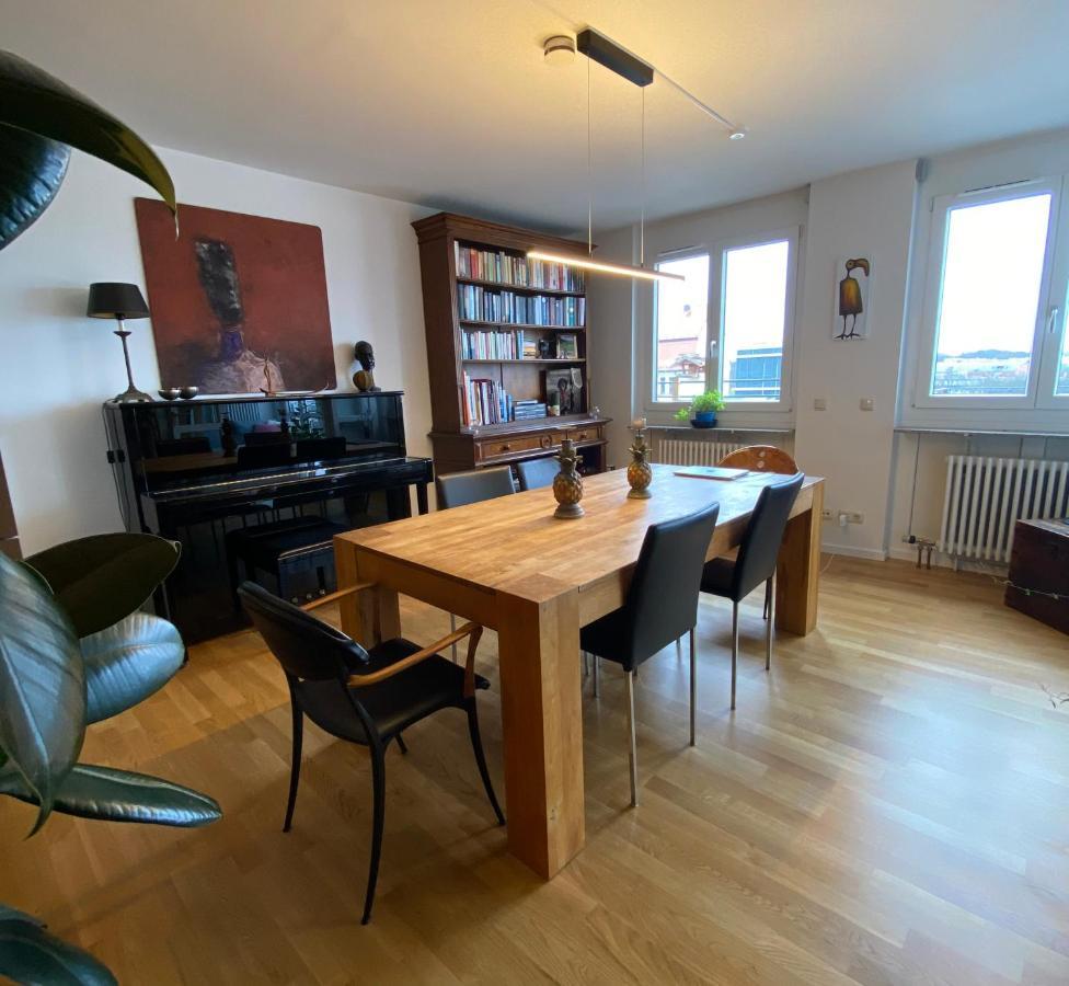 One-Bedroom Apartment,1366214165:JPEG