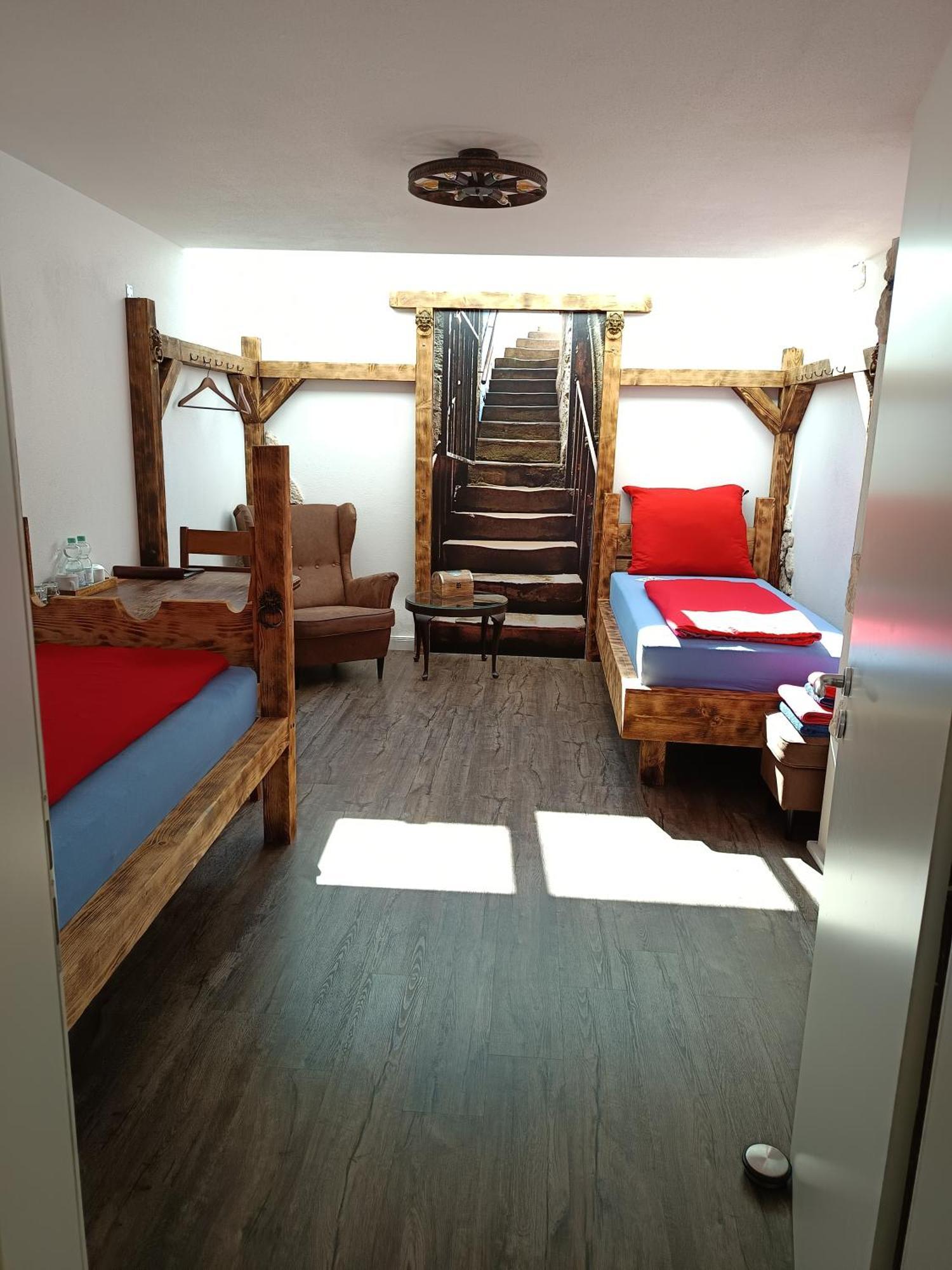 Quarto Deluxe com 2 Camas de Solteiro