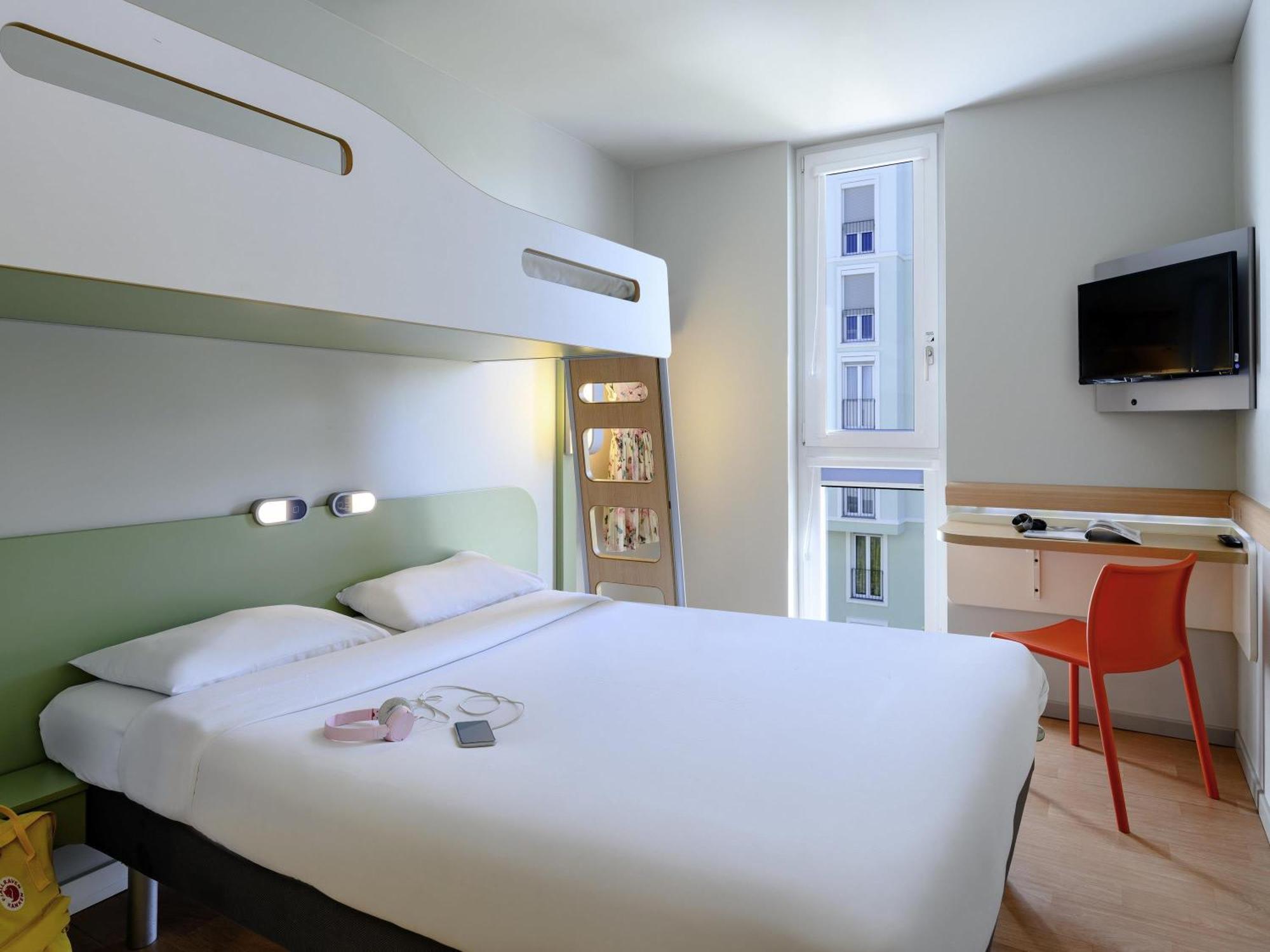 Quarto Duplo Standard