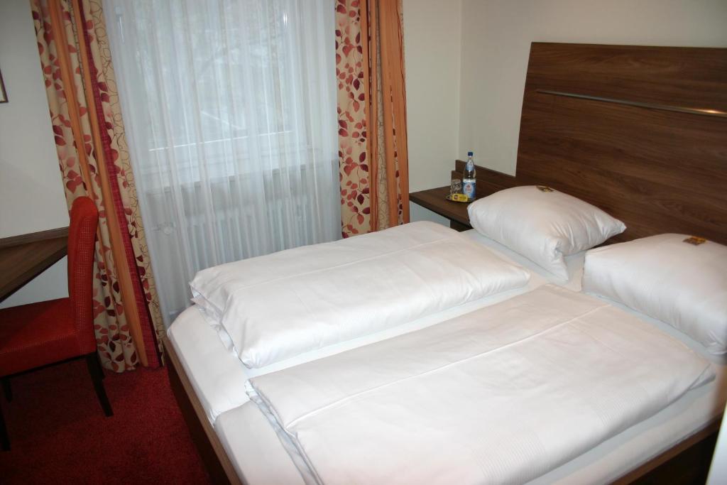 Double Room,61260880:JPEG