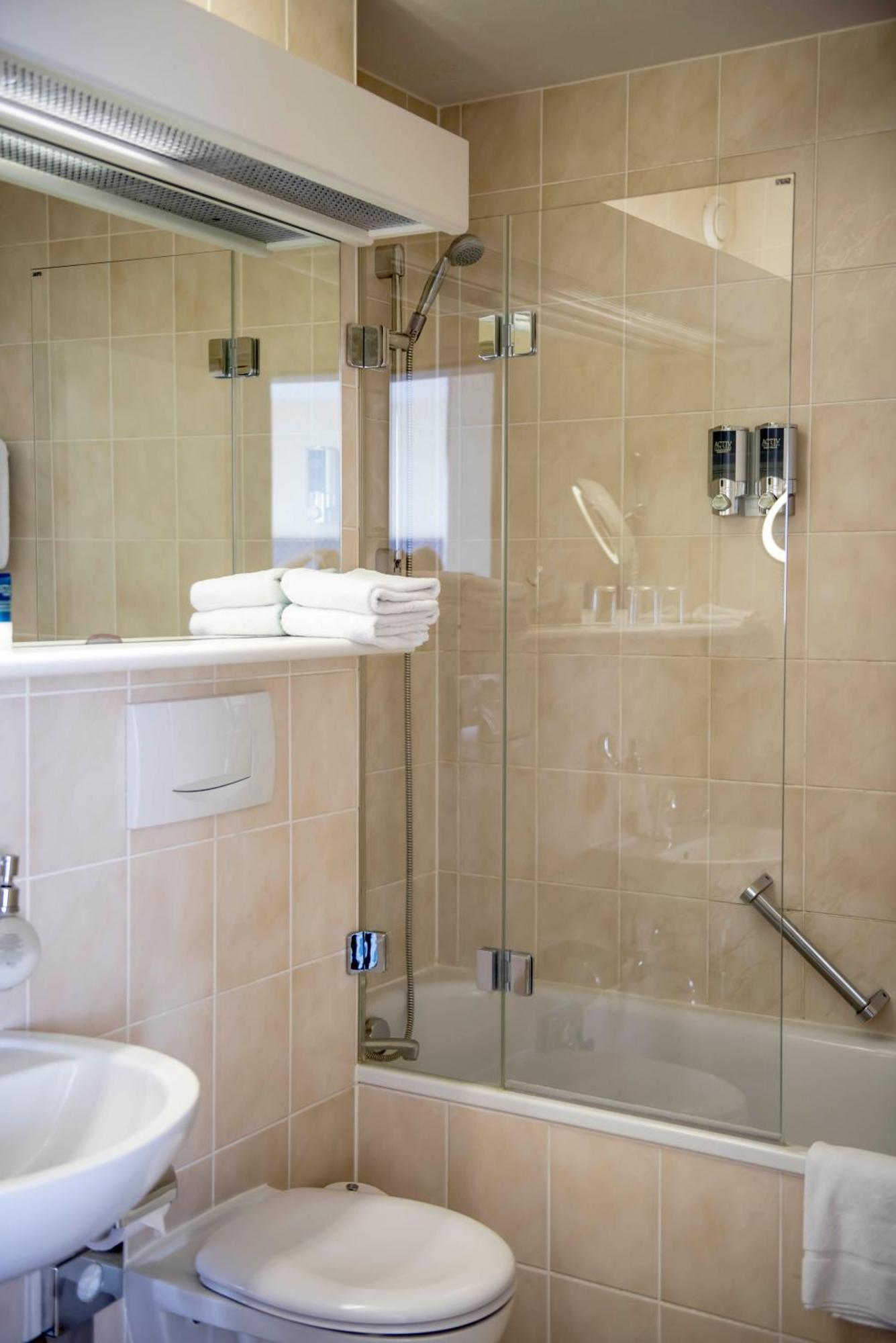 Classic Triple Room