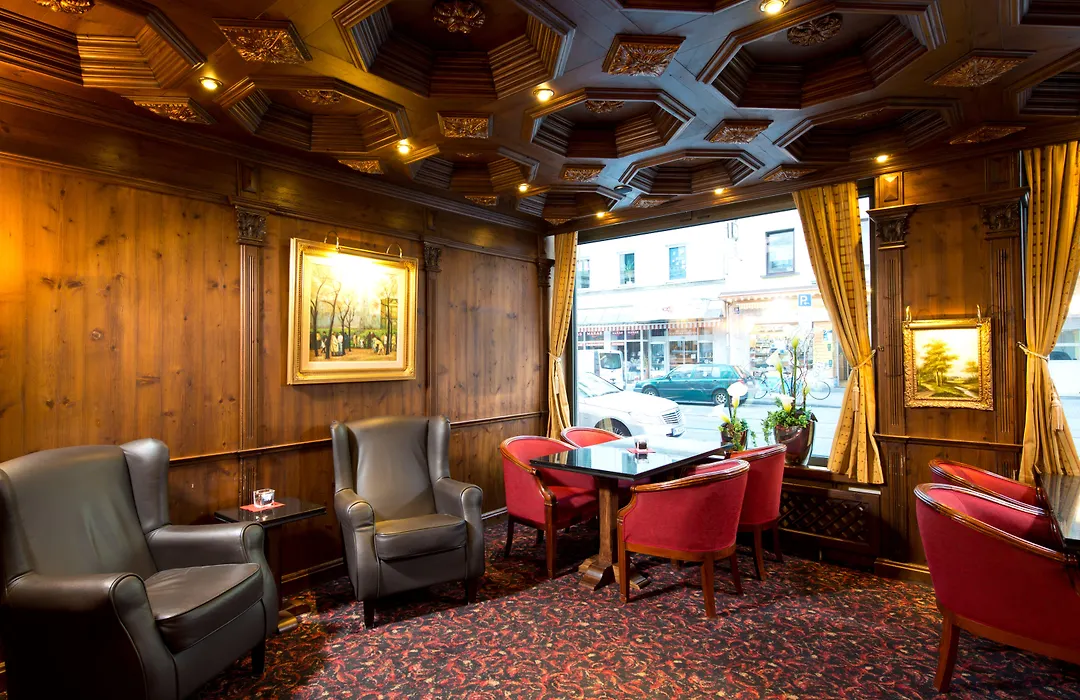 King'S Hotel First-1