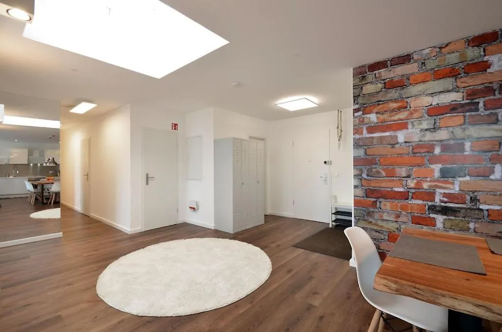 Rhapsody In Roof * Central * New-1