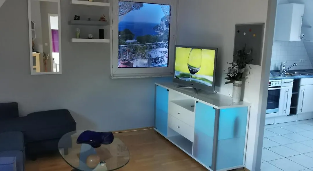 Muenchen Grosszuegige Wohnung Sehr Ruhig-1