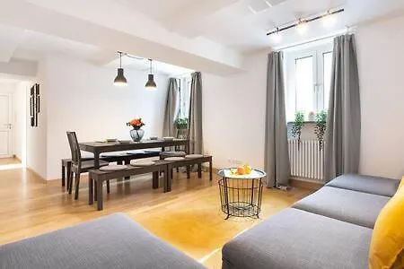 Marienplatz Apartment 2 Bedrooms Living Room Kitchen-1