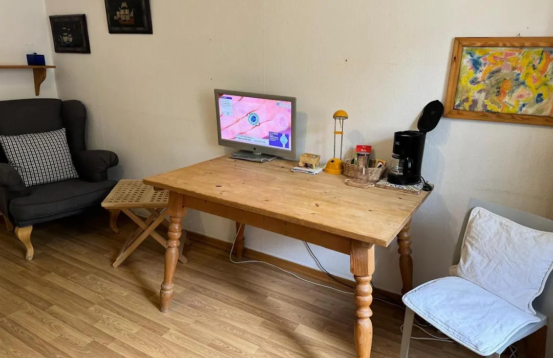 Gemuetliches Komfortables Zimmer Fuer 1 Person Im Zentrum-1