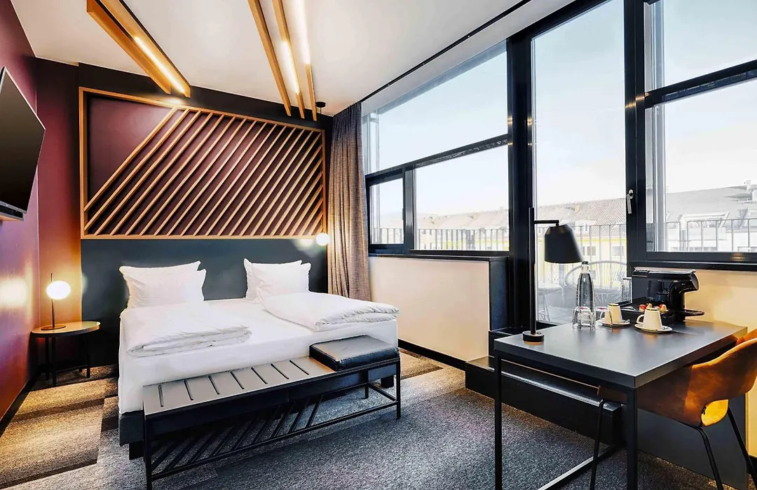 B&B Hotel München-Moosach-1