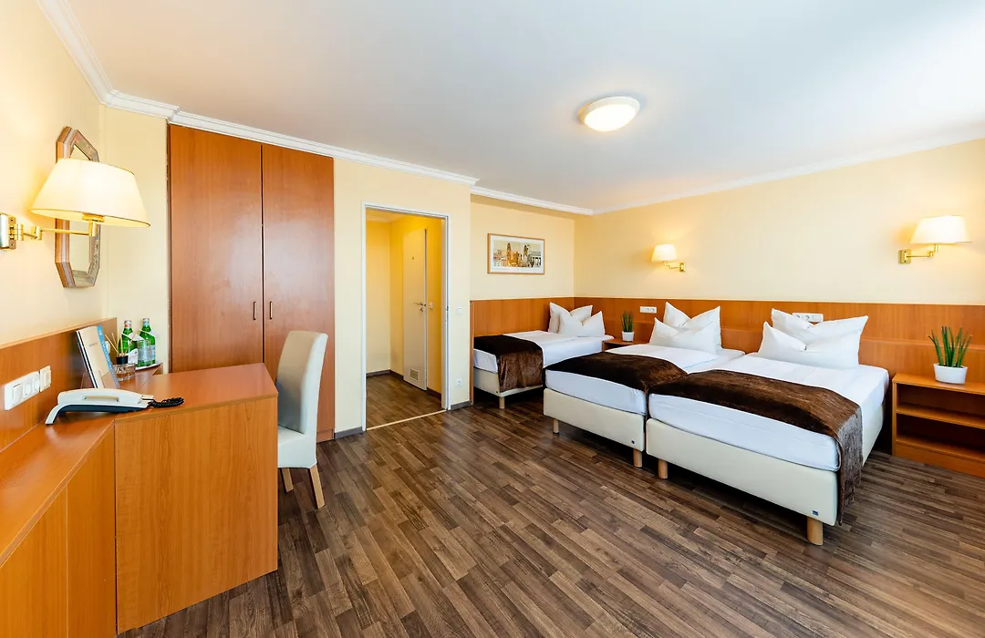 Hotel Royal-1