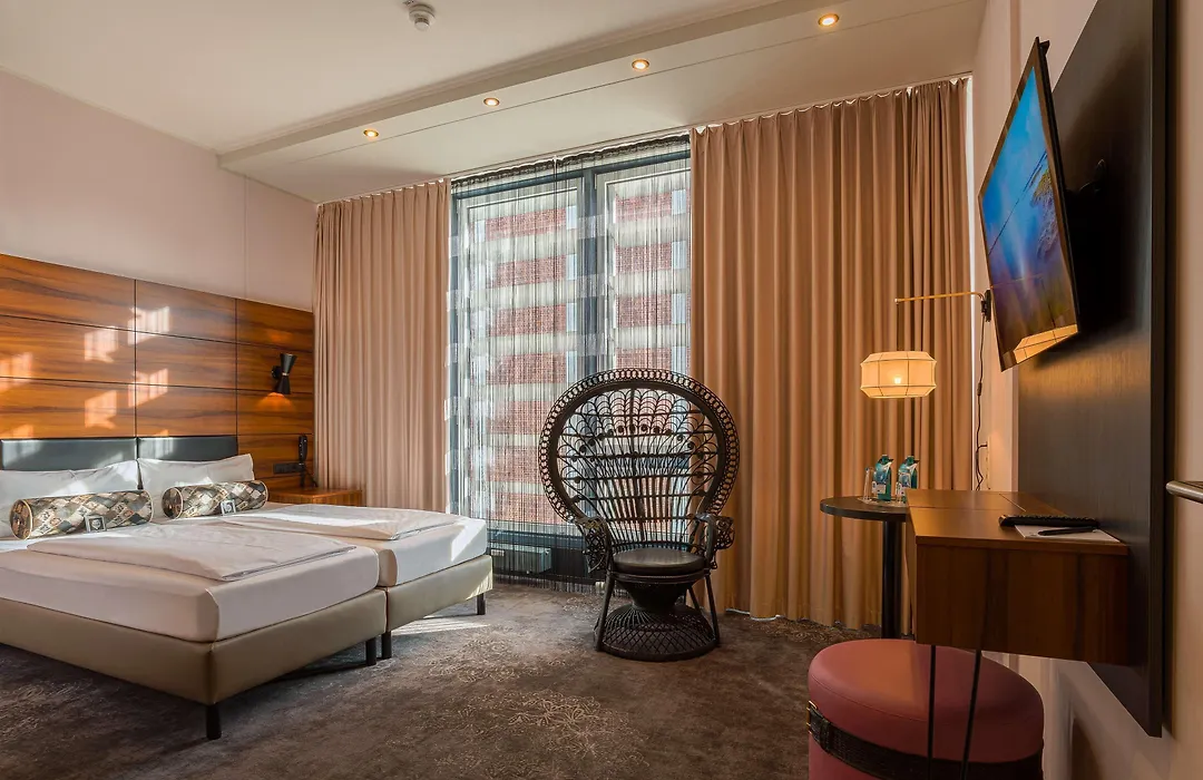 Elaya Hotel Munich City, Trademark Collection By Wyndham-1