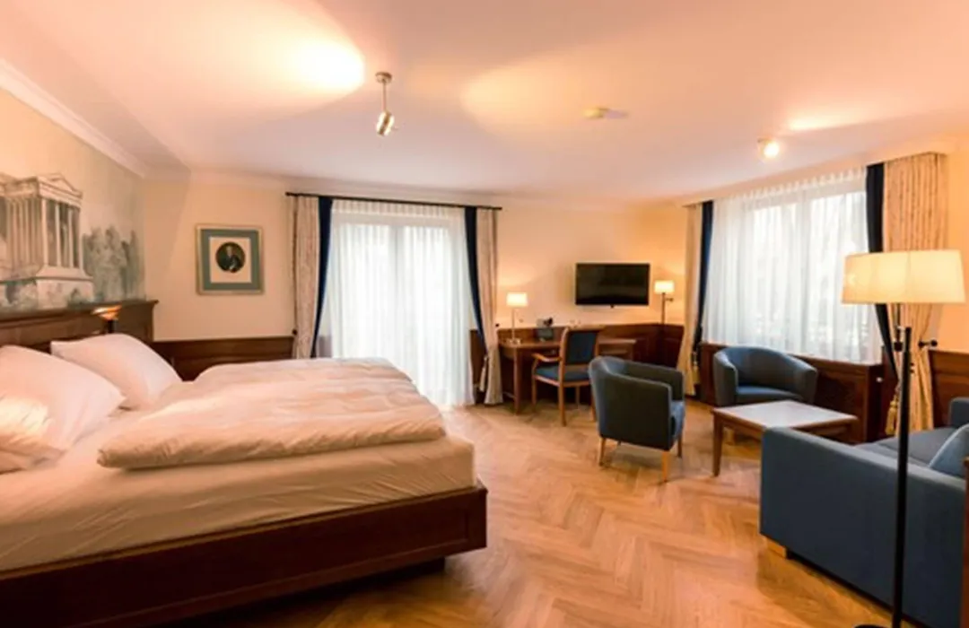 Hotel & Gaststaette Zum Erdinger Weissbraeu-1