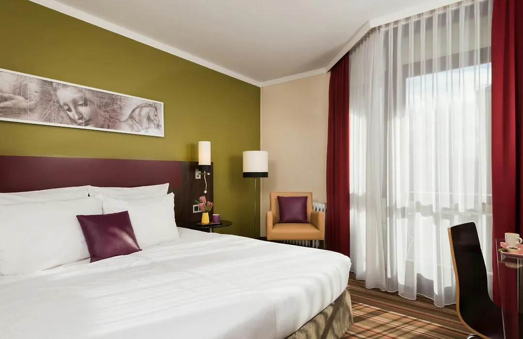 Leonardo Hotel&Residenz Muenchen-1