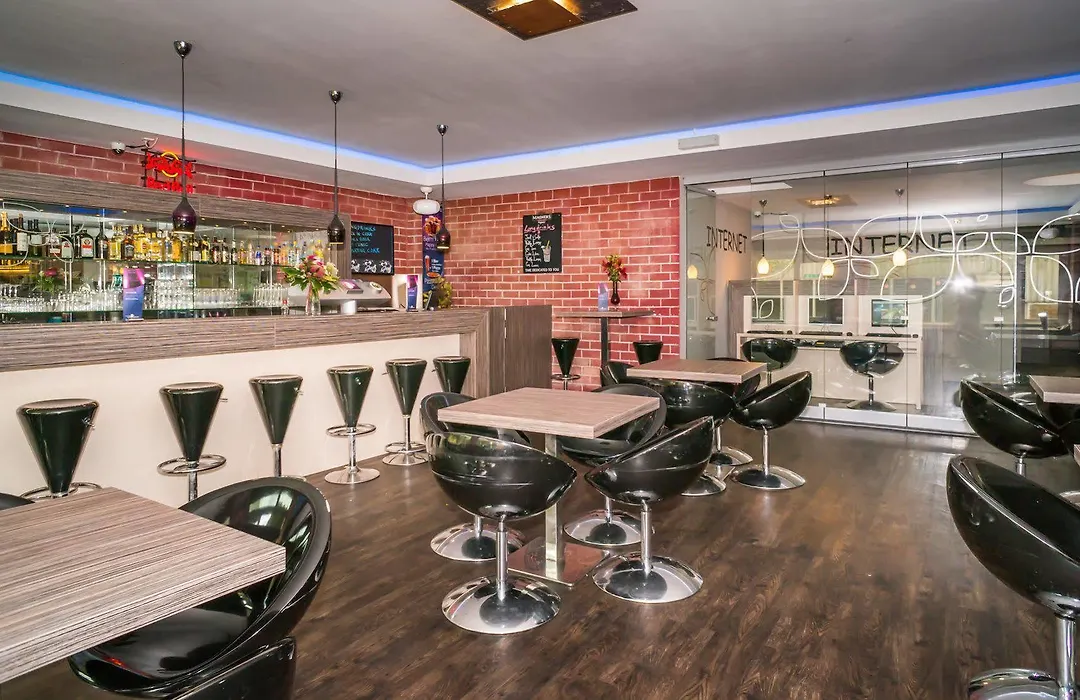 Smart Stay - Hostel Munich City-1