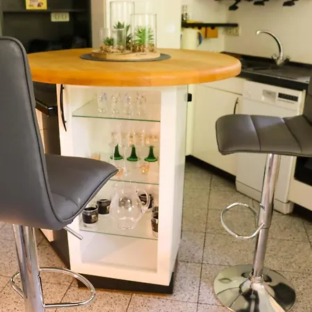 Exklusive Ferienwohnung Mit Garten - Naehe Messe-2