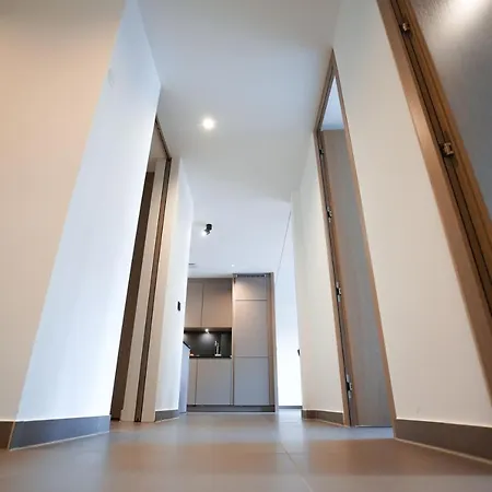 Max Lodging Serviced Apartments-3