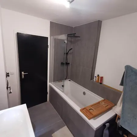 Room Not Avaiable-3