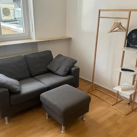 Top Central Munich 1-Room Perfect Flat-3