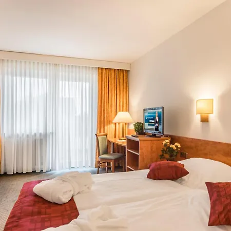 Hotel Am Moosfeld-3