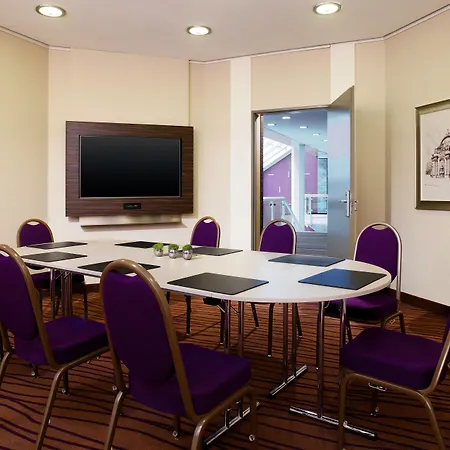 Four Points By Sheraton Munich Arabellapark-3