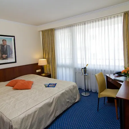 Superior Hotel Praesident-2
