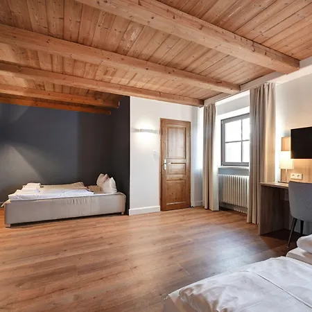 Hotel Schleuse-2
