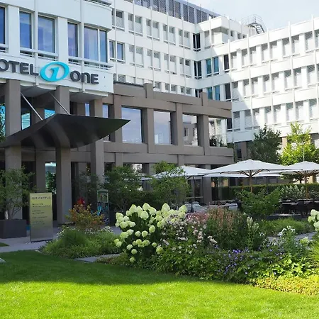Motel One Muenchen-Campus-3