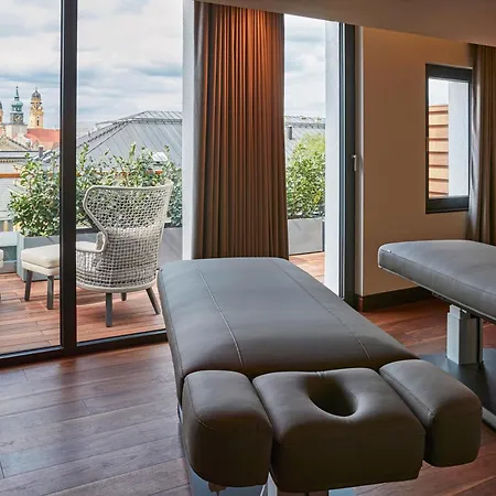 Vier Jahreszeiten Kempinski München-2