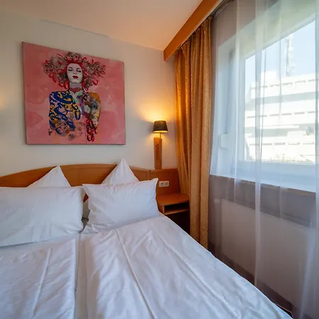 Centro Hotel Mondial München City, Trademark Collection by Wyndham-3