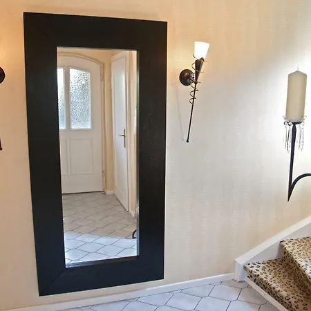 Lion Homestay Munich-2