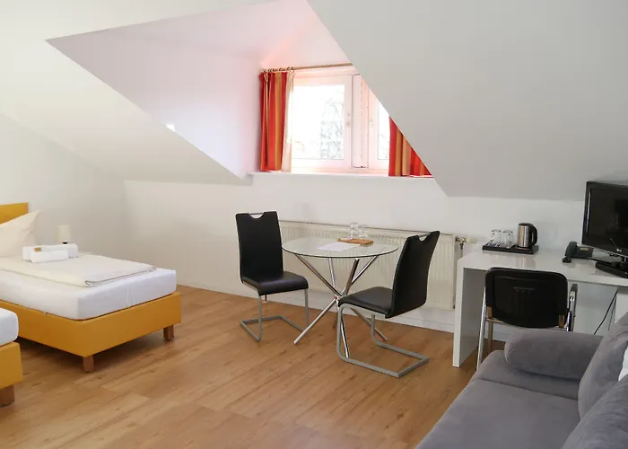 Hotel Wasserburg Grossdorf  com campo de golfe
